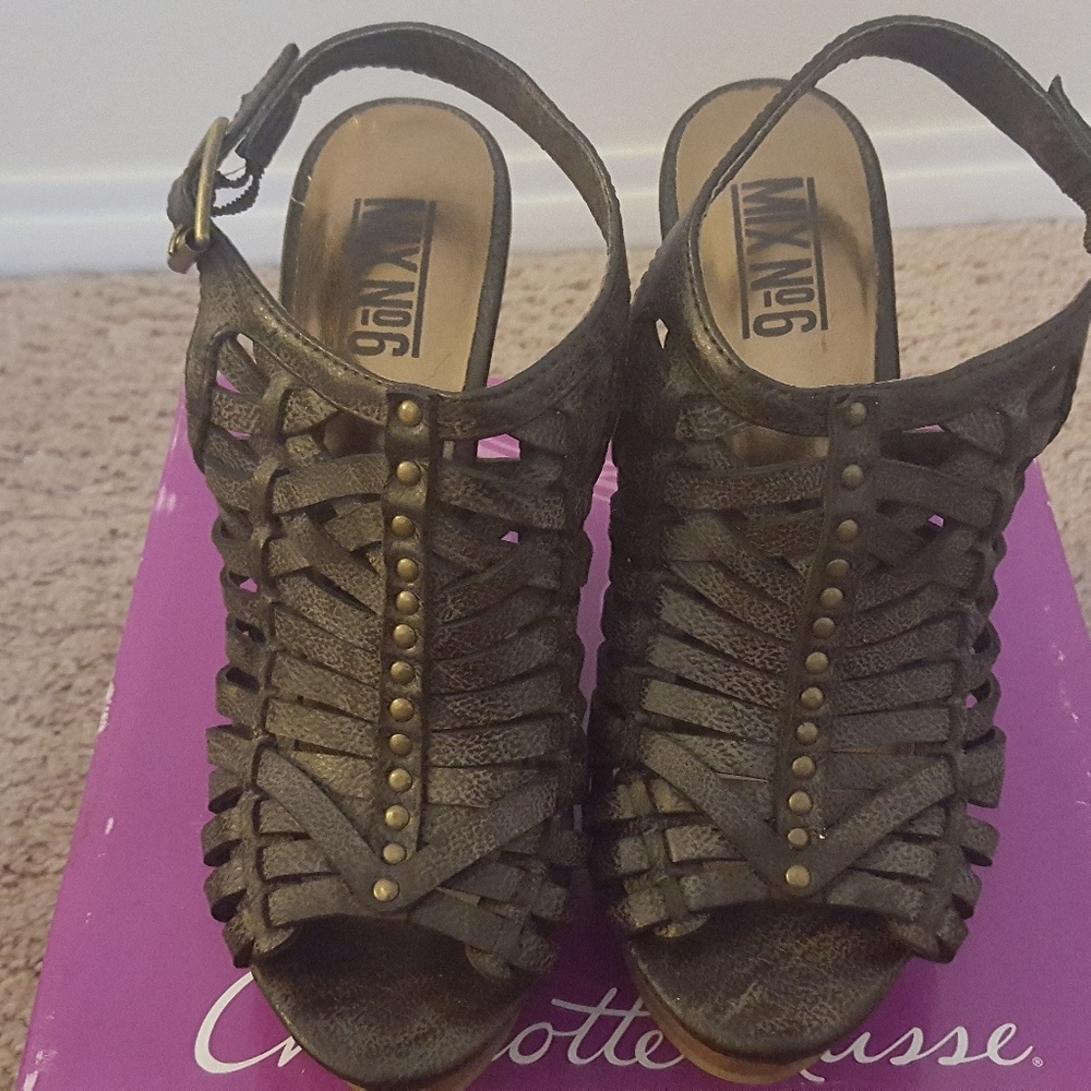 Wedges - Picture 1 of 4